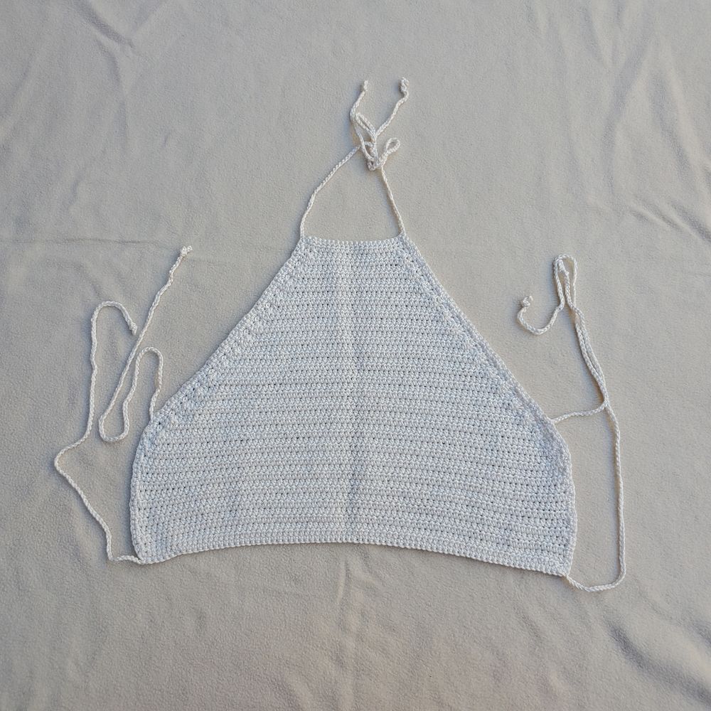 Hand Crafted Off-white Crochet Cropped Halter Top Size L - Picture 7 of 10